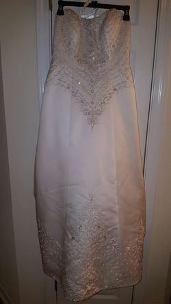 Wedding dress size 6