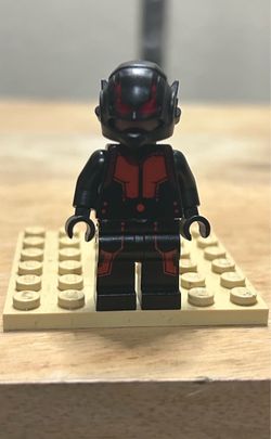 Hank Pym - Ant man