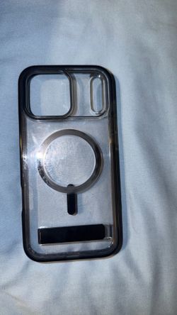 Zagg iPhone 17 pro max case stand
