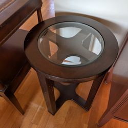 Round End Table