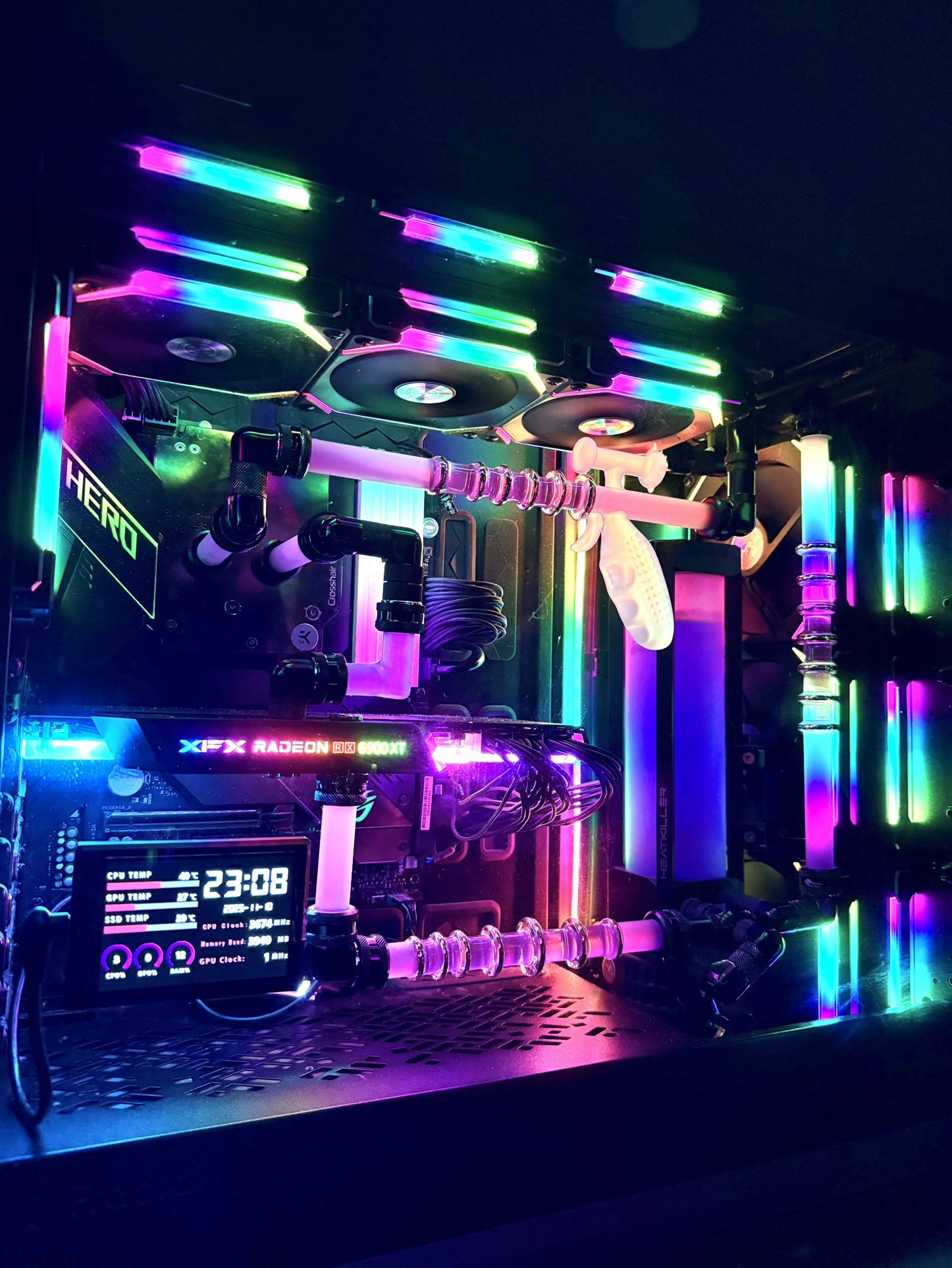 Gaming PC — Ryzen 9 5900X / Radeon 6900 XT / 32GB DDR4 / 2TB SSD / Custom Liquid Cooling Loop