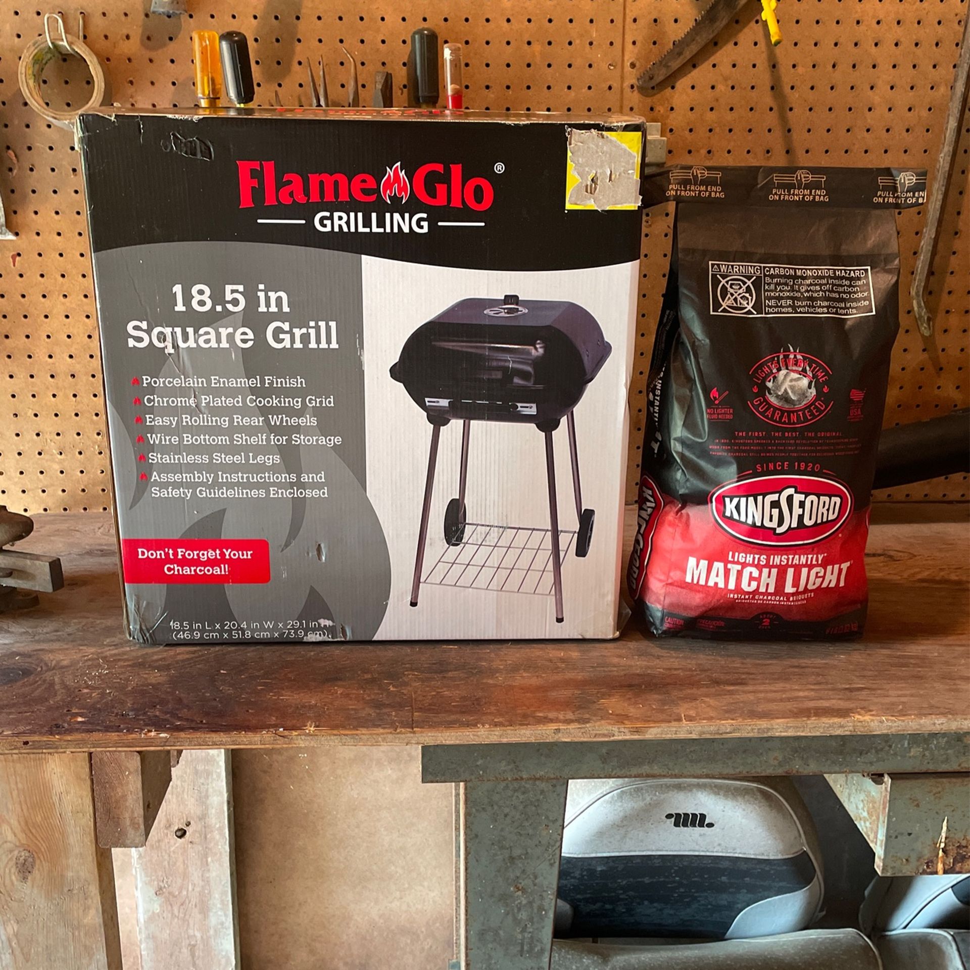 Flame Glo 18.5 Square Charcoal Grill