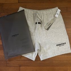 essentials shorts gray size large