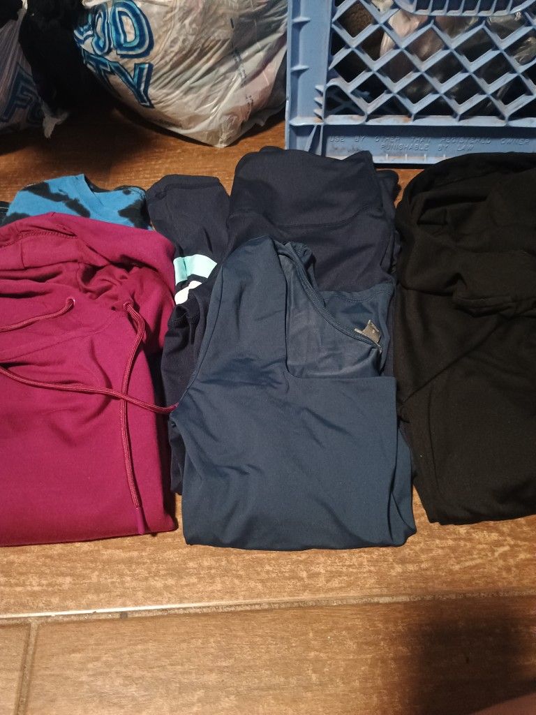 Women's Clothing Lot