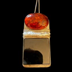 Beautiful sterling silver genuine Baltic amber w Pearl and Black onyx 