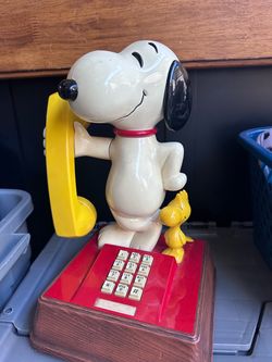 Vintage Snoopy and Woodstock Rotary Dial Phone Marked 1976  Peanuts Gang