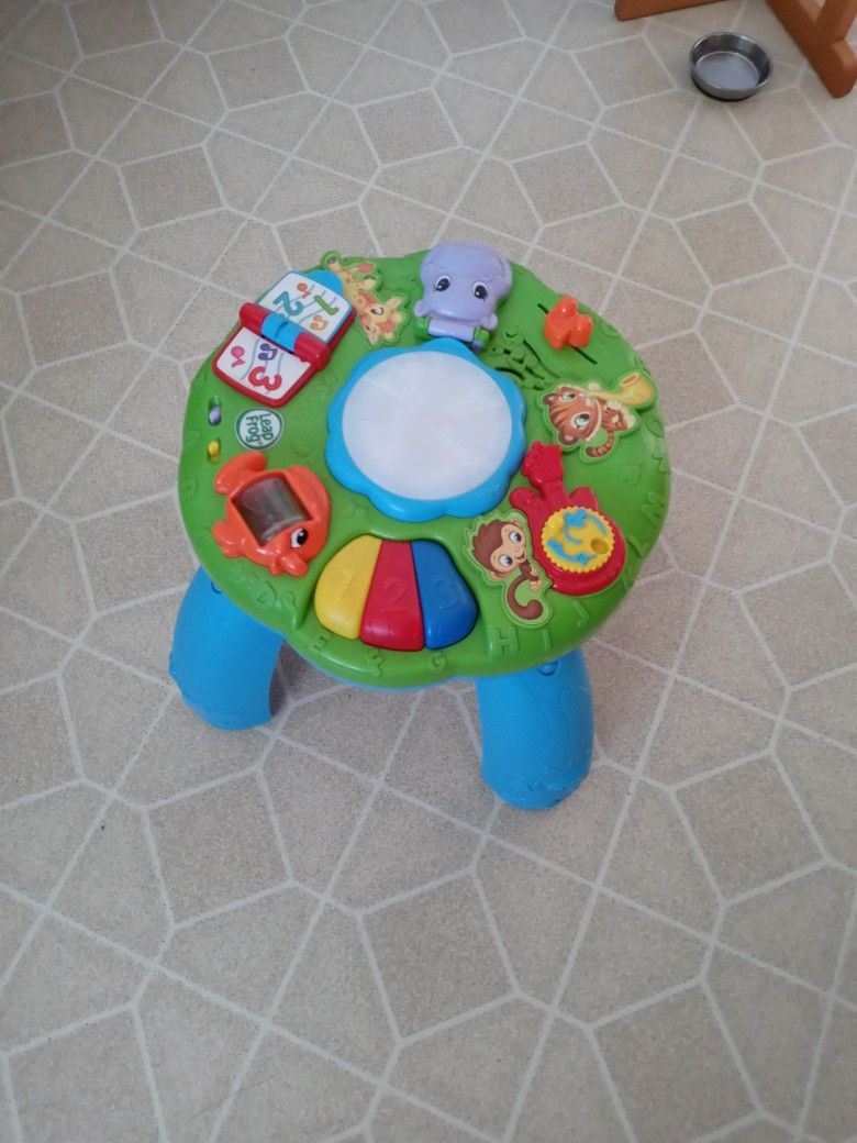 Play And Learn Music Table by Leap Frog
