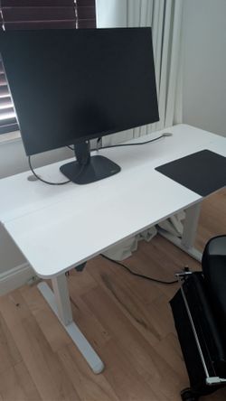 Gaming desk