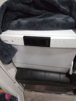 Comfee Countertop Dishwasher (White) *NEW*