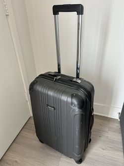 Kenneth Cole 22” Luggage