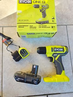 RYOBI 18V Drill KIT