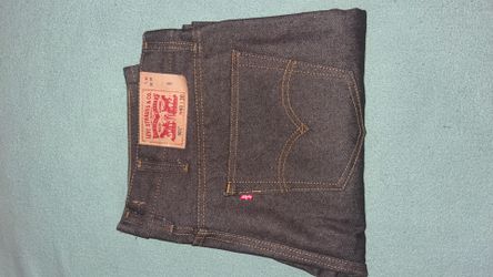 Black Levi 501s W40 L30