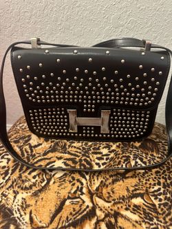 Crossbody. Purse.