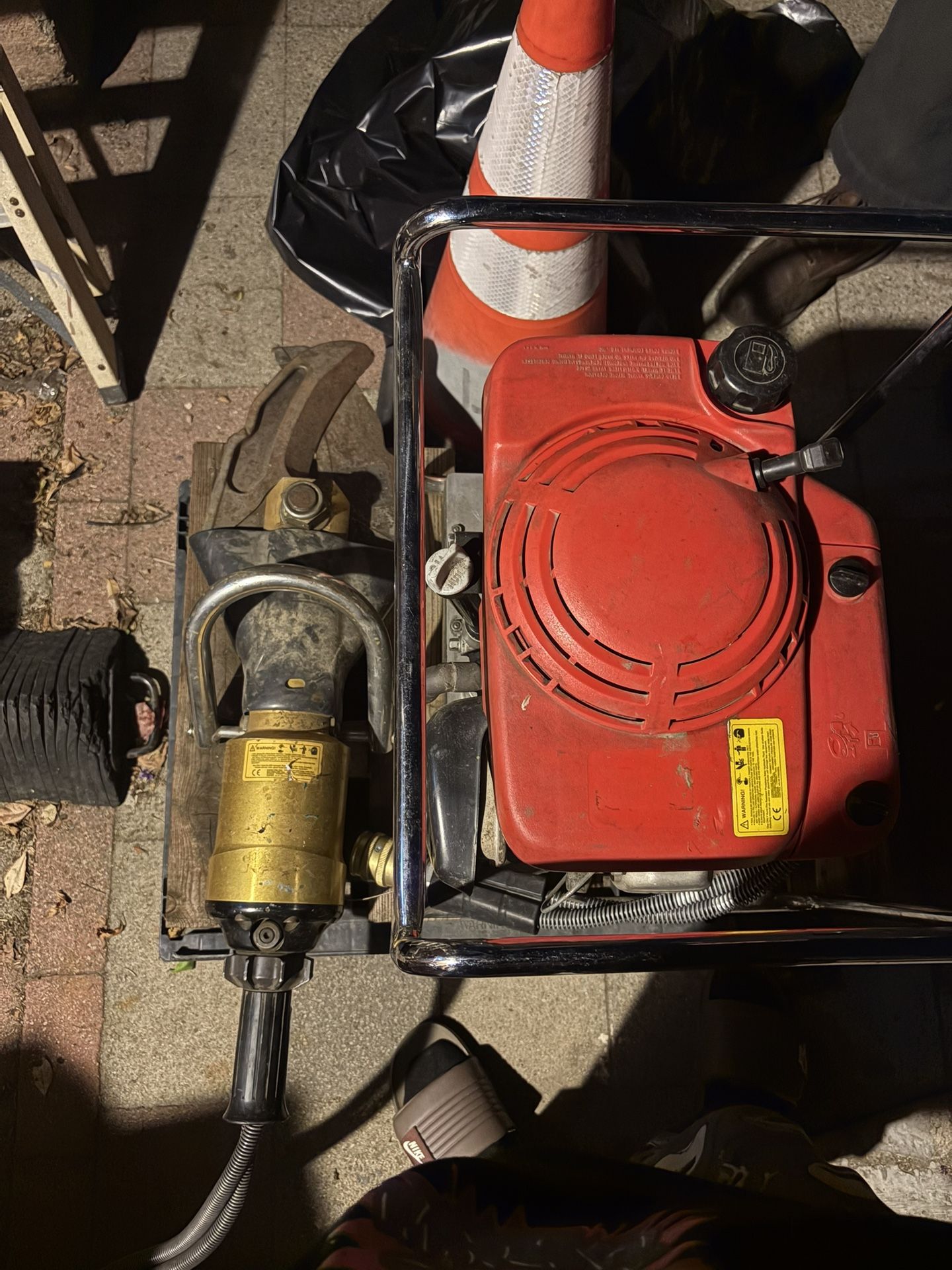 JAWS OF LIFE 