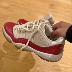Jordan 11 low cherrys