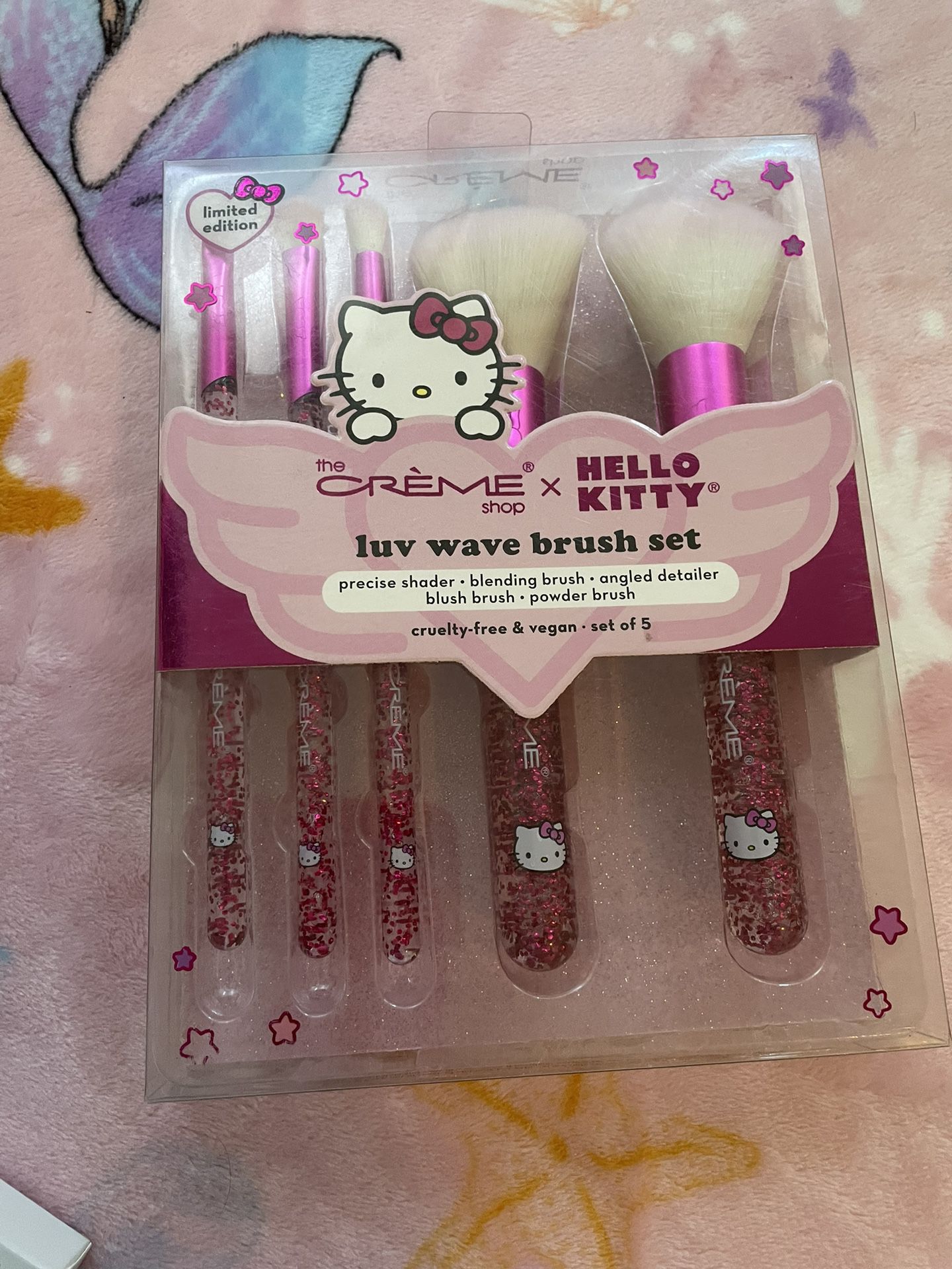 Brochas De Hello Kitty $30