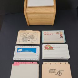 Recipe Box - 183 Recipe Cards - 6" W x 5" H