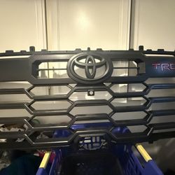22-26 Toyota Tundra OEM TRD Grill