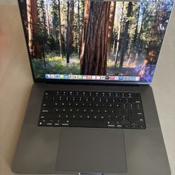 2023 Apple MacBook Pro 16 Inch 36GB M3 18 Core 1TB 128 Counts Music & Video Software AppleCare 2028