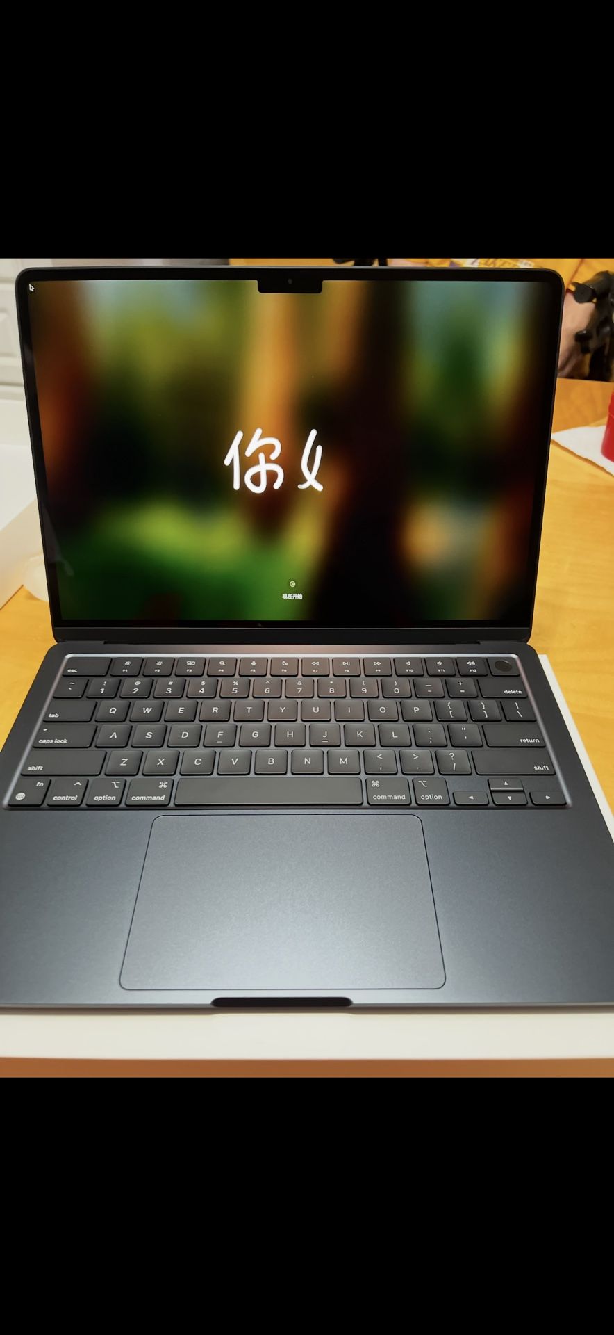 macbook air m2 brand new will negotiate price no lower than 1150