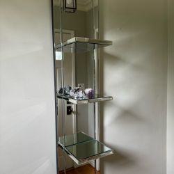Mirror display shelf