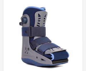 CAST BOOT Velpeau Short Walking Boot - Medium