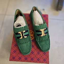 New 7.5 Tory Burch Loafers