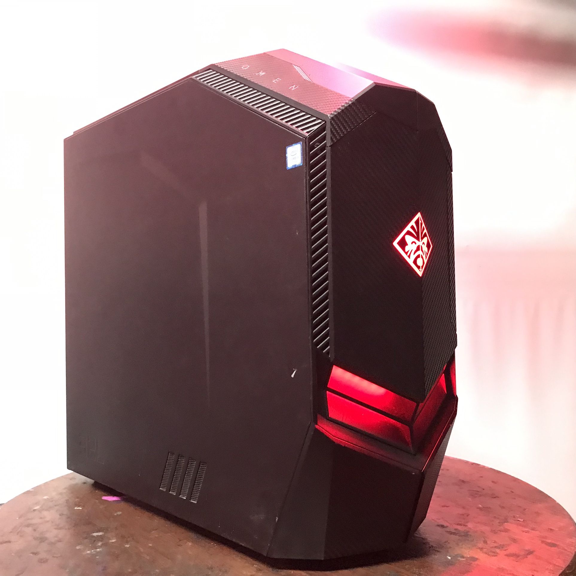 HP Omen Gaming computer GTX 1080