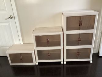 Storage bins