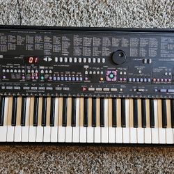 Yamaha PSR-510 61-Key MIDI Portable Keyboard Synthesizer - W/ Power Adapter