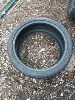255/35R20 tire llanta