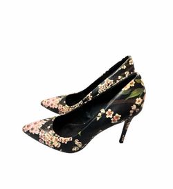 Carlos Santana women’s Floral Heels 9.5