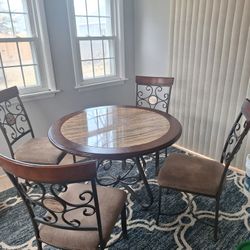 Kitchen  Table With  Chairs