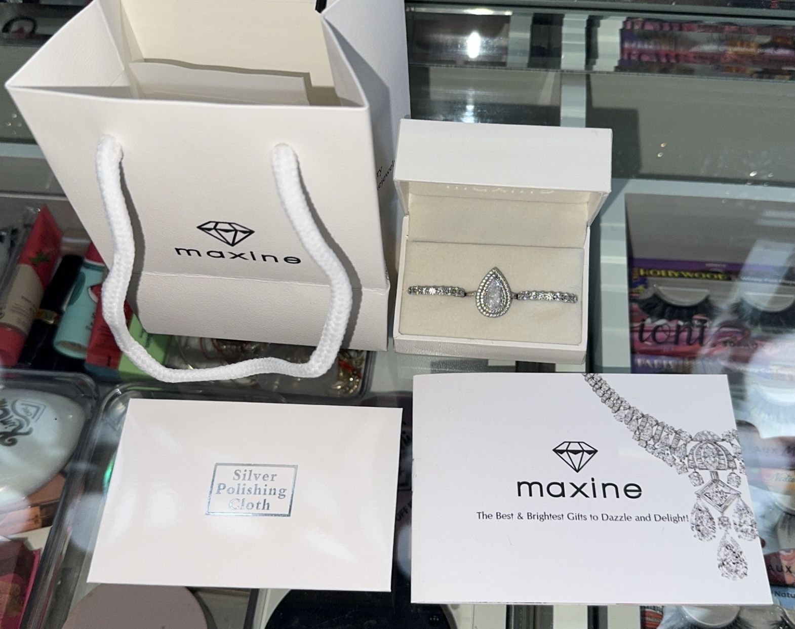 Wedding/Engagement Ring