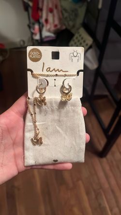 Gold plated jewelry set
