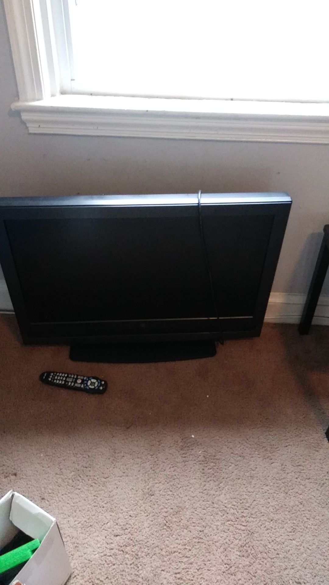 40 inch tv with remote