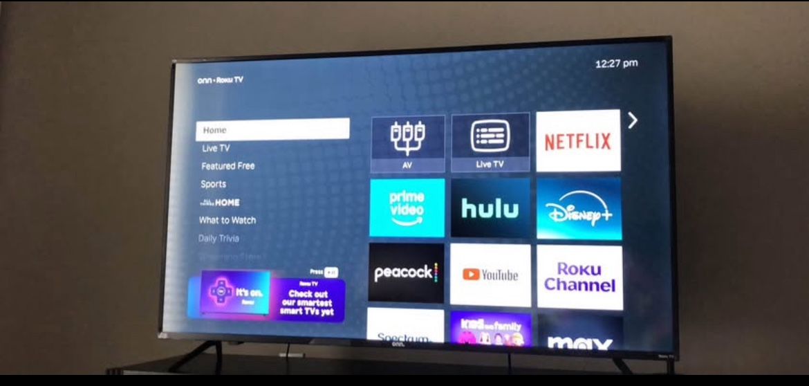 55” Smart TV (Excellent Condition) Selling It For Moving