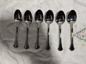 Lot 6 Cortland By Reed & Barton Select 18/10 Stainless Soup Spoons 7”