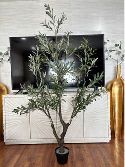 artificial olive tree