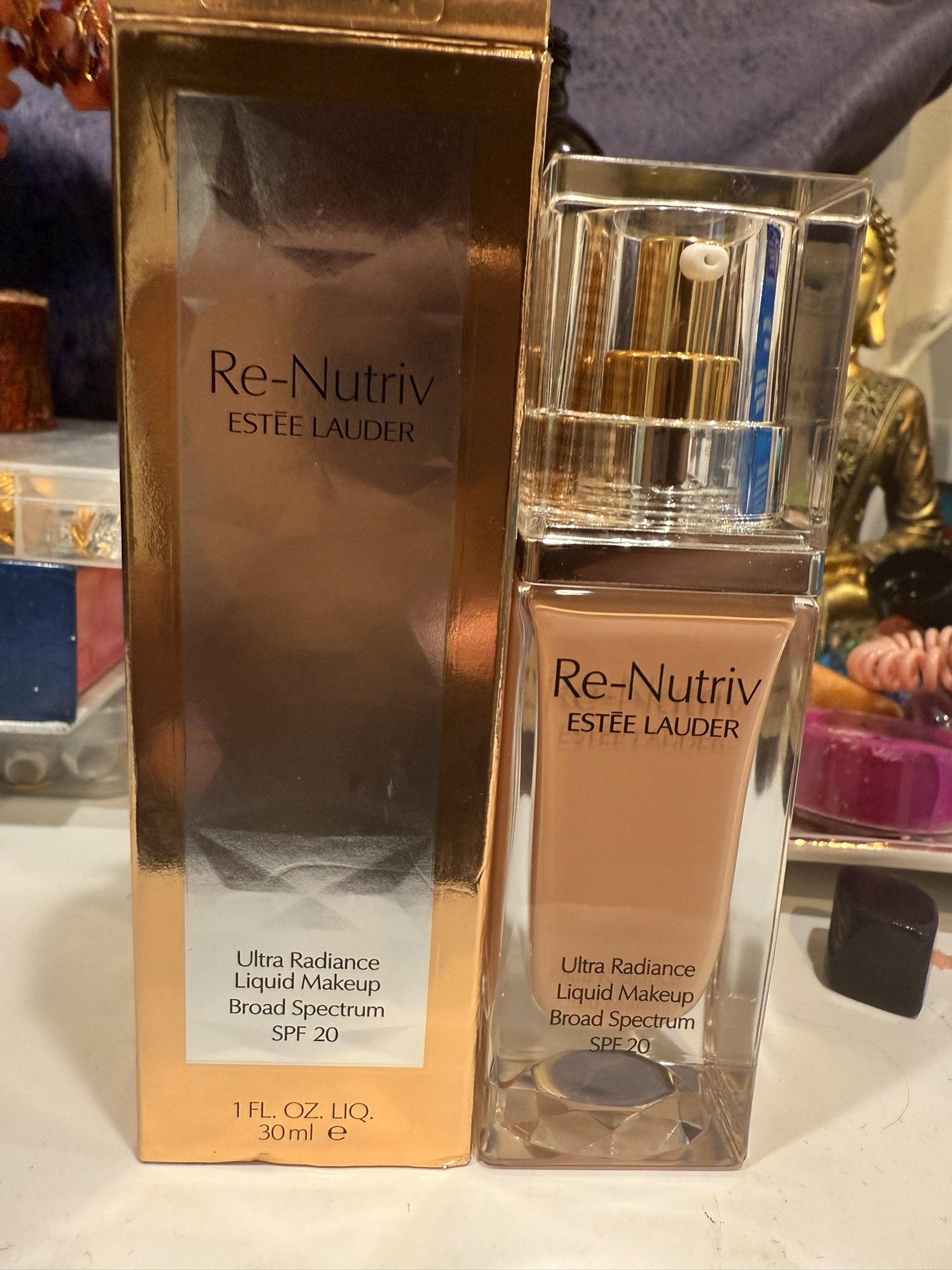 Re- Nutriv ESTEE LAUDER/ Color ICI COOL BONE 