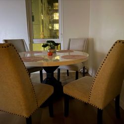 Dining Table For 4 . Perfect Condition.