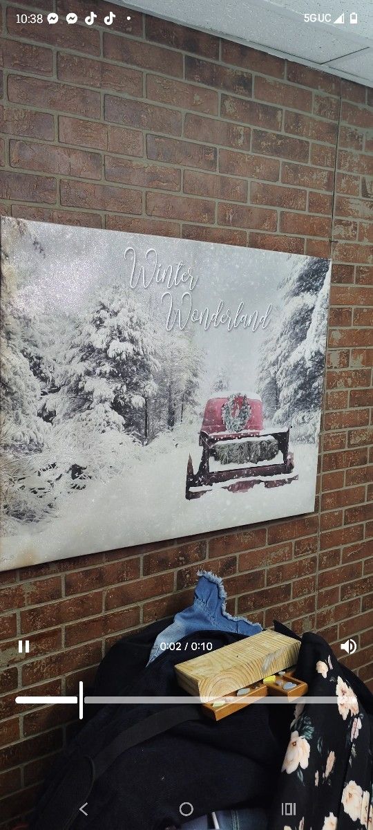 Picture Of A Winter Wonderland Snowy Day