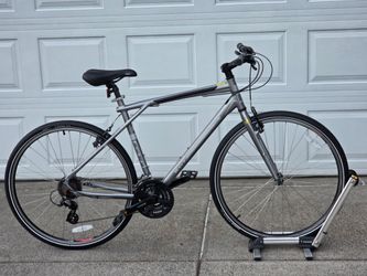 700c GT Hybrid City Bike