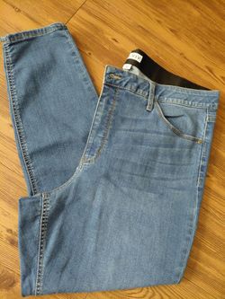 AVA VIV Women Blue Denim Jeans, 
Sz  20W, $20  good condition 

Glenn Heights TX ppu