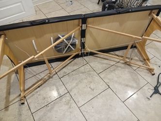 Massage Table 