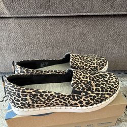 Clark’s Cloudstepper Shoes, Cheetah Print- Women