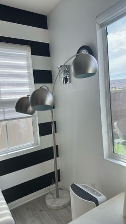 Metal Globe 3 Lights Arch lamp