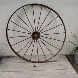 Antique Wagon Wheel 