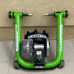 Kinetic Indoor Bike Trainer Smart Cycling Road Machine 501 Rev A