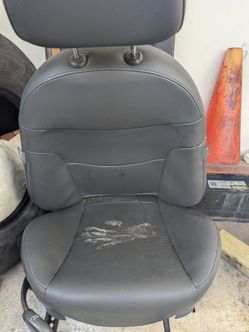 Free Passenger seat for 2005 mini cooper